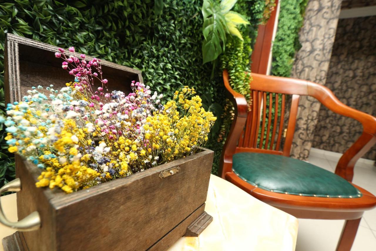 Perazre Hotel Istanbul Exterior photo