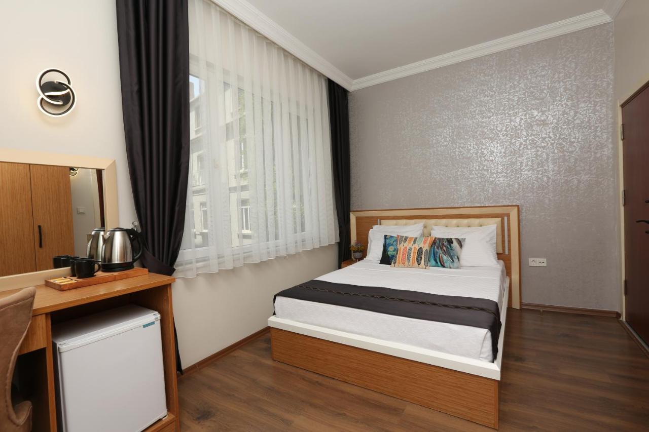 Perazre Hotel Istanbul Exterior photo